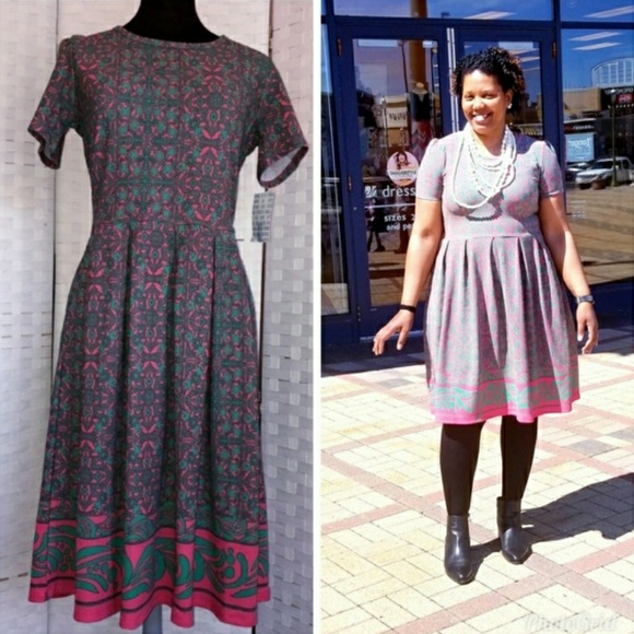 Welcome to My Closet! - Picture 8 of 11